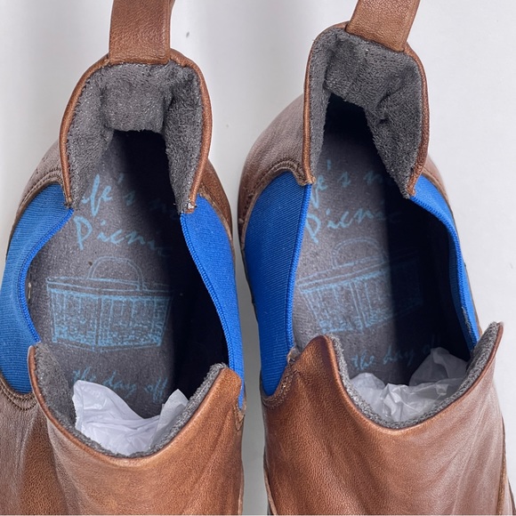 JOHN FLUEVLOG Brown Leather Chelsea Brogue Boots 6 - Picture 8 of 11